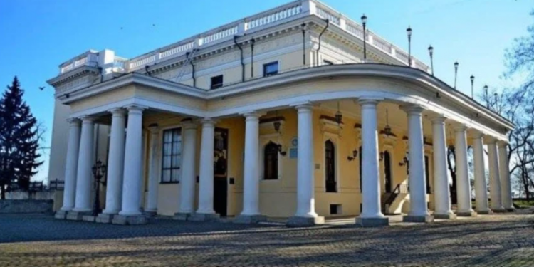 В Одессе в результате российского обстрела поврежден памятник архитектуры — Воронцовский дворец