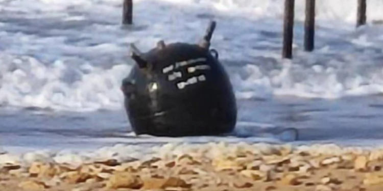 В Одесском заливе всплыла морская мина, ее обезвредили военные