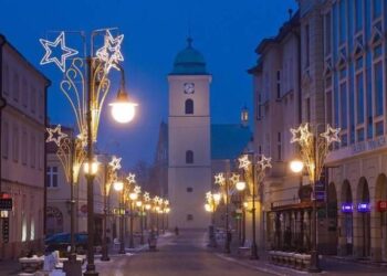 Зеленский ввел специальное звание «город-спаситель». Первым его присвоили польскому Жешуву