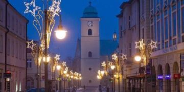 Зеленский ввел специальное звание «город-спаситель». Первым его присвоили польскому Жешуву