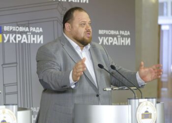 Депутатів запропонували жорстко карати за кнопкодавство