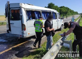 На трассе Одесса-Рени произошло ДТП с участием маршрутки. ФОТО