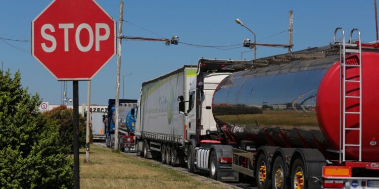 На пункті пропуску Краковець – Корчова збільшили пропускну здатність на 50% – Новини Львова та області