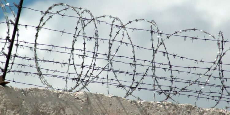 Економія бюджету: в Україні закривають в’язниці і колонії