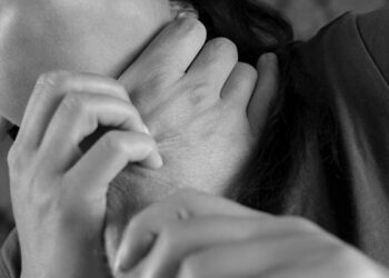 На Закарпатті чоловіка засуджено за вбивство та пограбування 21-річної дівчини  | Кримінальні новини