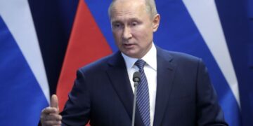 Путін назвав умови для транзиту російського газу через Україну та прямого постачання