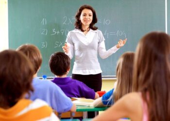 У 2020 році зарплату вчителів прив’яжуть до кількості учнів