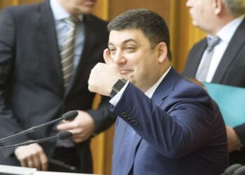 Гройсман після заяви про відставку таємно вивів з держвласності велику ТЕЦ