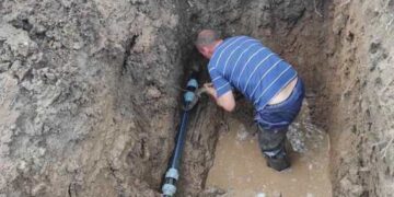 АРЦИЗЬКИЙ КП “ВОДОКАНАЛ”: ЯК ПРОРИВ РОЗМІРОМ З ГОЛКУ ПРИВОДИТЬ ДО ВЕЛИКИХ ВТРАТ ВОДИ.