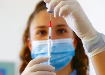 В Украине одобрили Нацплан вакцинации от COVID-19 на 2022 год: акцент на бустер