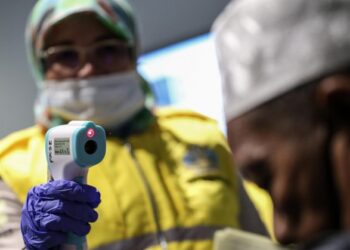 Индонезия ужесточит “ковидные” ограничения на фоне роста числа заболевших