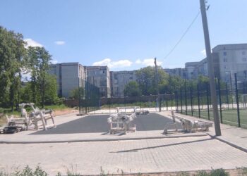 У Сокалі на міському стадіоні «Сокіл» відновлюють будівельні роботи – Новини Львова та області