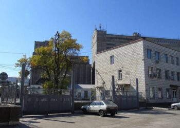 На Измаильском элеваторе вновь «разборки», его работа заблокирована