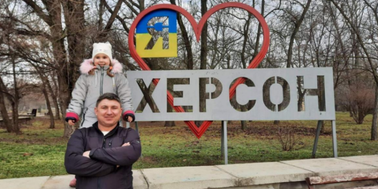 «Они видят нацизм в желтой детской куртке»: жительница Херсона о жизни и бегстве из оккупации