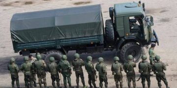 Отказываются от исполнения приказов целыми подразделениями – британская разведка об армии РФ
