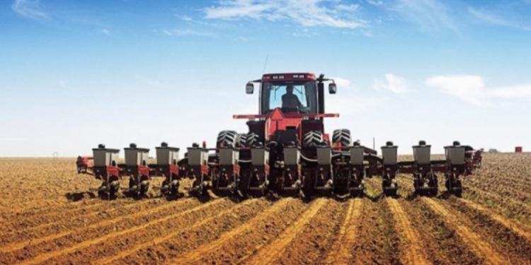 Посевная кампания, несмотря на беспрецедентные вызовы, была проведена успешно.