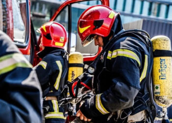 Пожар на Таирова: горел торговый киоск