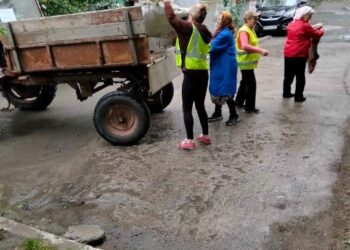 Працівники Арцизького КП «Житловик» продовжують працювати згідно графіку затверджених робіт