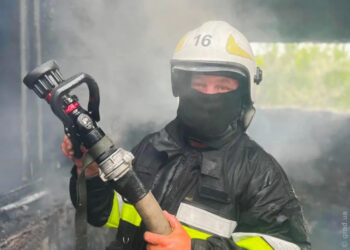 Сегодня ночью на улице Семинарской горел киоск