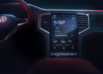 У родственного Форду нового Volkswagen Amarok становится меньше секретов: показан салон — АВТО НОВОСТИ