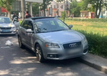 В ДТП на Адмиральском проспекте пострадала женщина