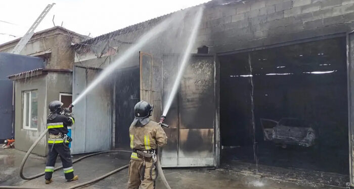 В Малиновском районе горели гаражи