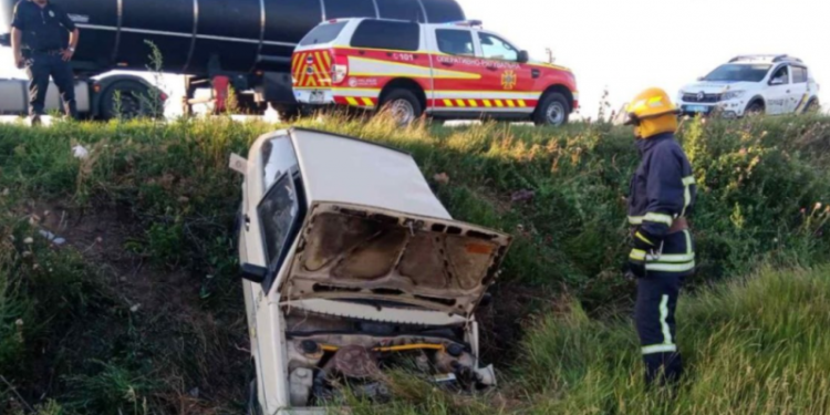 В Одесской области автомобиль слетел в кювет