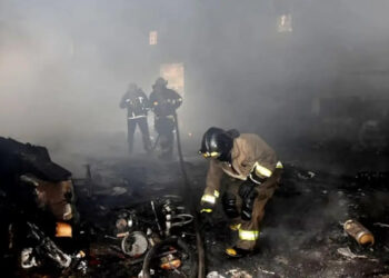 В Суворовском районе горел склад