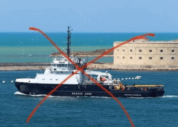 ВМС Украины уничтожили у Змеиного буксир Черноморского флота «Василий Бех»