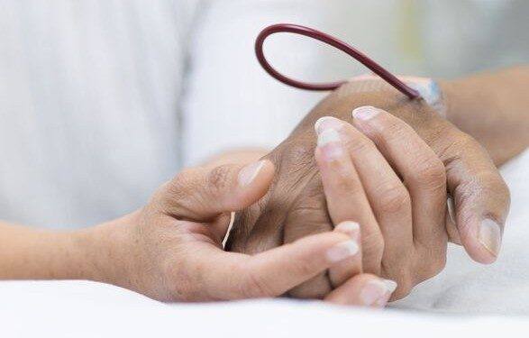 Всегда ли онкопациентам назначают химиотерапию, как быстро рак развивается до 4 стадии и о чем могут говорить синяки на теле #спитайlisod