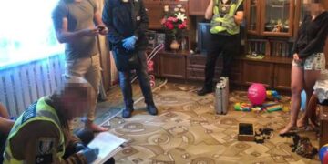 Присваивал пожертвования на ВСУ: в Киеве задержали псевдоволонтера