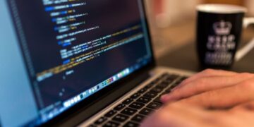 Уряд запускає грантову програму для отримання ІТ-освіти — Мінекономіки
