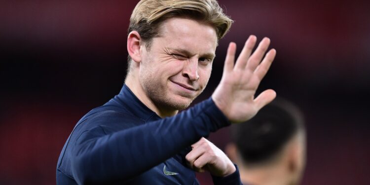 «Барселона» хочет продать де Йонга из-за денег, которые она ему должна. В общей сложности клуб должен заплатить 88,58 миллионов (7 июля 2022 г.) — Новости футбола