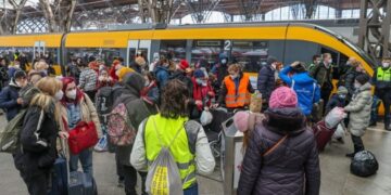 Понад дев’ять мільйонів українців залишили країну від початку війни — ООН