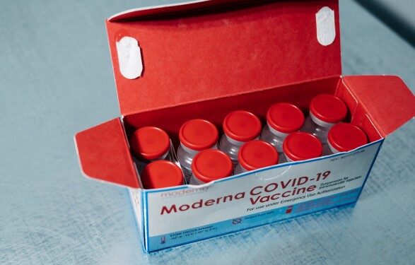 Вакцинированных бустером от «ковида» украинцев уже более 680 тысяч