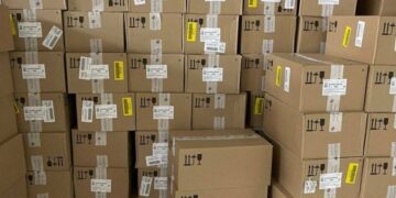 Учреждения здравоохранения Киевской области получили два автобуса лекарств от благотворителей