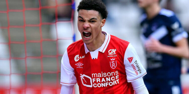 ПСЖ договорился о трансфере французского нападающего (16 июля 2022 г.) — Новости футбола