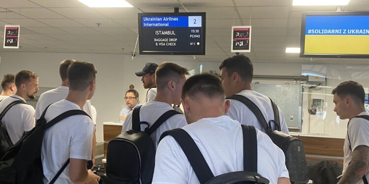 Киевское «Динамо» отправилось в Стамбул (СПИСОК ИГРОКОВ) (25 июля 2022 г.) — Новости футбола