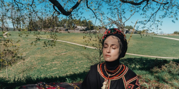 Alina Pash присвятила пісню Heaven дітям, що постраждали від війни |