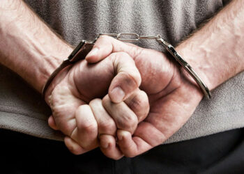 На Одещині чоловік вдарив молодика ножем та кілька днів ховався від поліції | Кримінальні новини