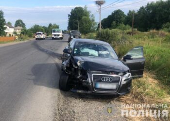 На Буковині внаслідок ДТП постраждав 68-річний водій мотоблоку. ФОТО | Кримінальні новини