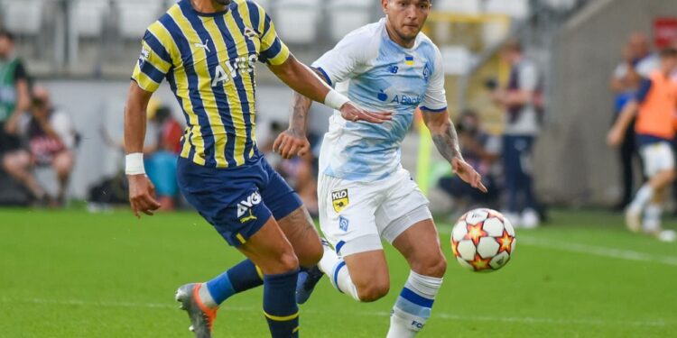 Владислав Дубинчак: «В Стамбуле будем стараться победить и пройти дальше» (21 июля 2022 г.) — Новости футбола