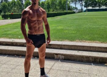 40-летний Златан Ибрагимович похвастался своей физической формой (ФОТО) (25 июля 2022 г.) — Новости футбола