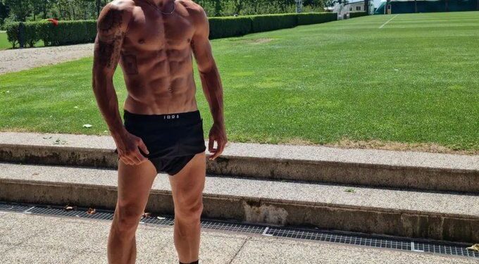 40-летний Златан Ибрагимович похвастался своей физической формой (ФОТО) (25 июля 2022 г.) — Новости футбола