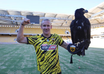 «Я мог бы побежать за деньгами, но я выбрал борьбу за чемпионство», — Домагой Вида прокомментировал свой переход в АЕК (31 июля 2022 г.) — Новости футбола