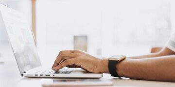 Полезные ссылки от Минздрава во время войны: как найти работающую аптеку, где получить инсулин и другие