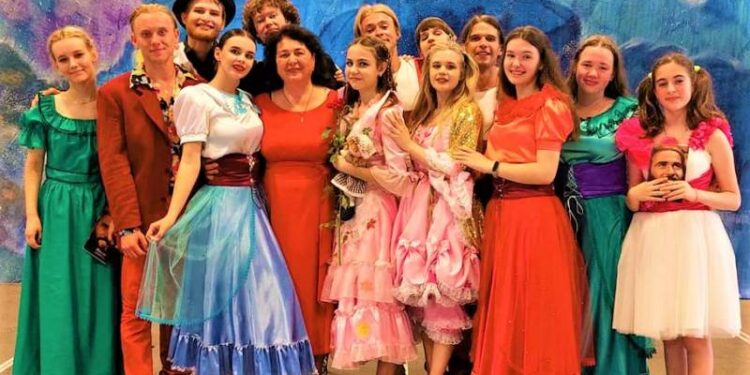 «Эдельвейс» побывал в Озёрном со своей бесподобной «Куклой в кармане» —  (ФОТО)