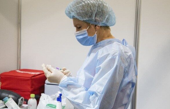 Бустером за сутки привились больше, чем первой дозой вакцины от COVID-19