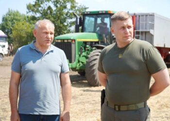 Глава Одесской областной военной администрации посетил Бессарабию и проверил, как собирают урожай