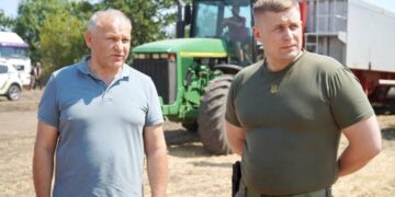 Глава Одесской областной военной администрации посетил Бессарабию и проверил, как собирают урожай
